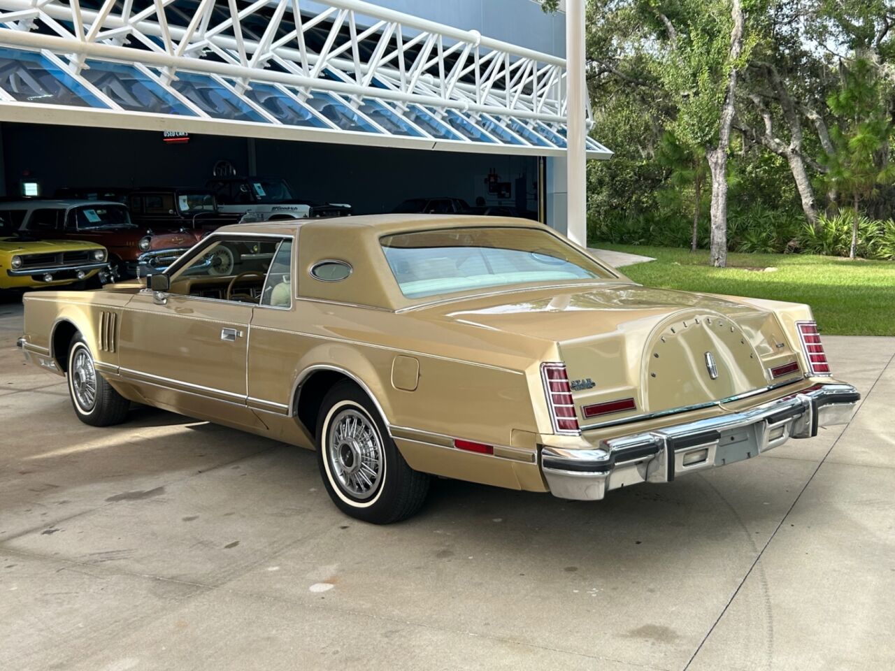 1979 Lincoln Mark V 10
