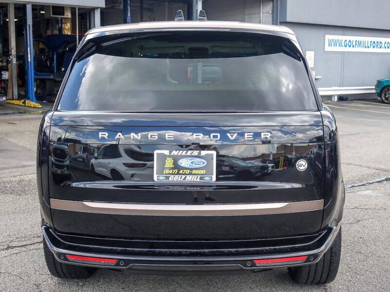 2026 Land Rover Range Rover P615 SV LWB