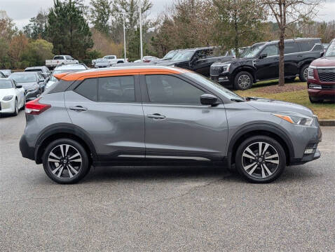 2019 Nissan Kicks SR
