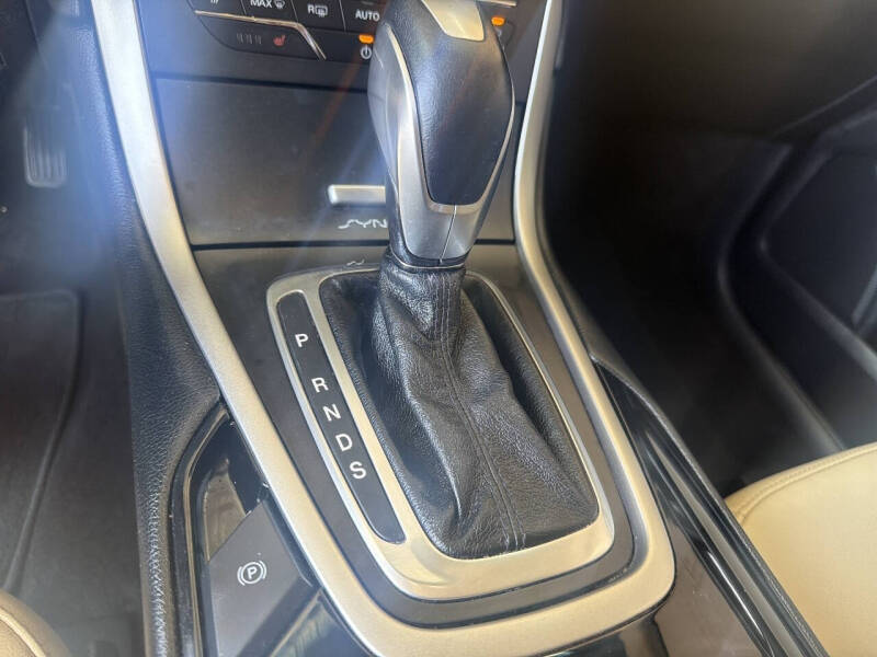 2017 Ford Edge SEL