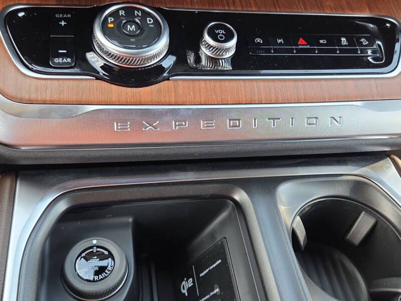 2027 Ford Expedition King Ranch