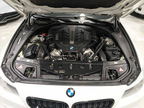 2013 BMW 5 Series 550i xDrive