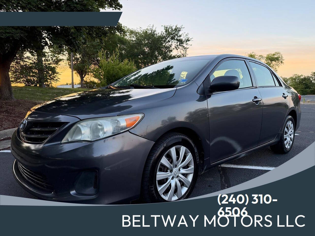 Gray 2013 Toyota Corolla LE LE 4dr Sedan 4A 1