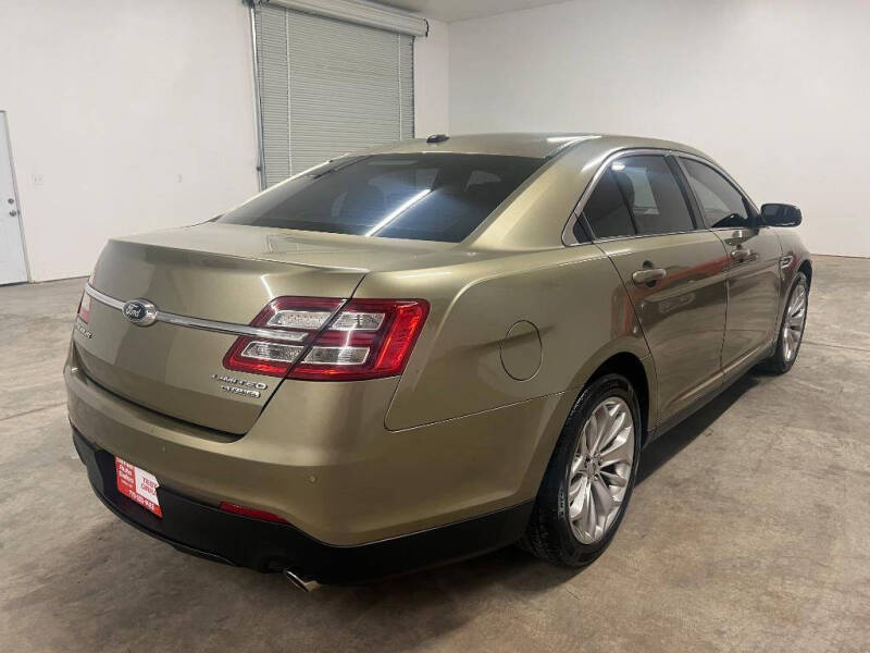 2013 Ford Taurus Limited