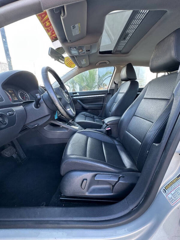 2010 Volkswagen Jetta SE PZEV