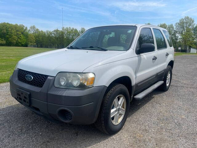 2007 Ford Escape for sale at GOOD USED CARS INC in Ravenna OH