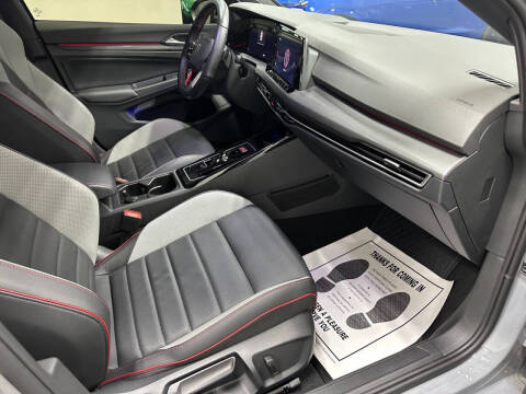 2024 Volkswagen Golf GTI SE