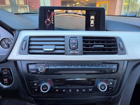 2015 BMW 3 Series 320i