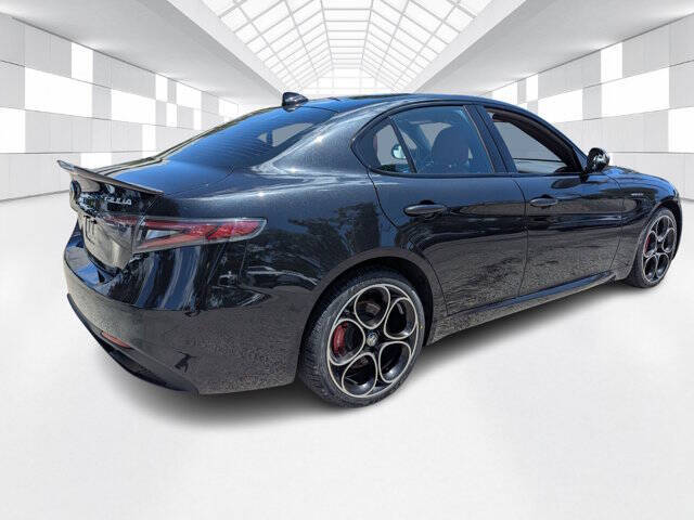 2024 Alfa Romeo Giulia Veloce