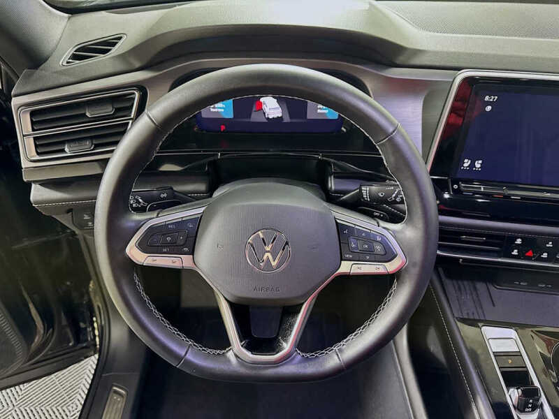 2025 Volkswagen Atlas Cross Sport SE 4Motion