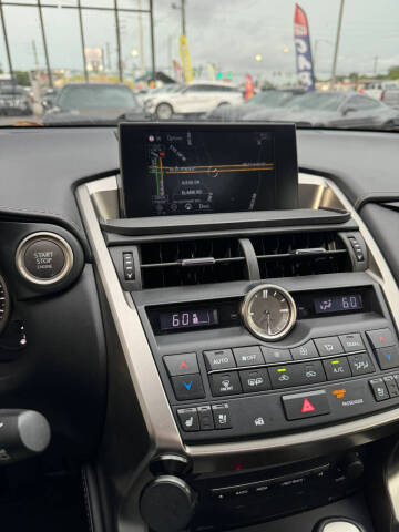 2017 Lexus NX 200t
