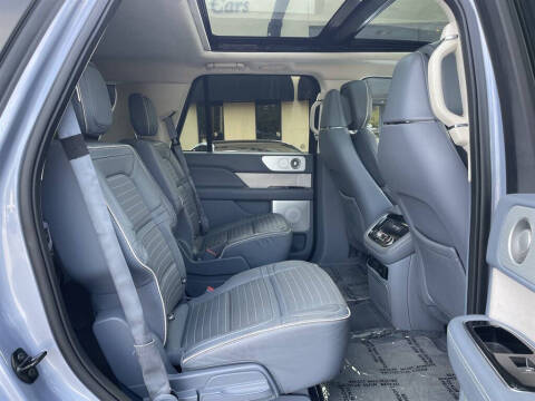 2018 Lincoln Navigator Black Label