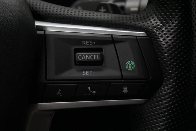 2025 Mitsubishi Outlander PHEV SEL