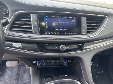 2024 Buick Enclave Premium