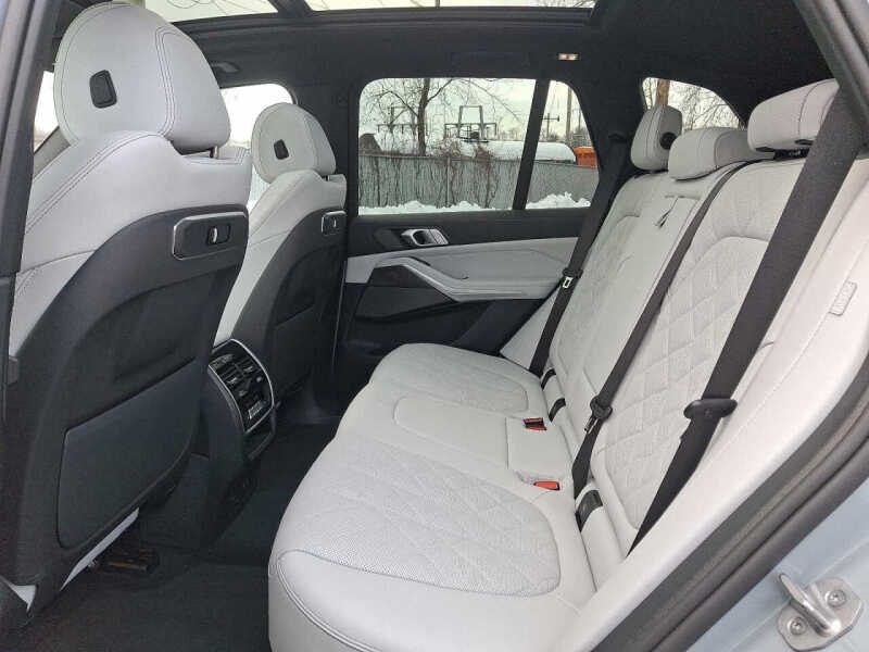 2025 BMW X5 xDrive50e