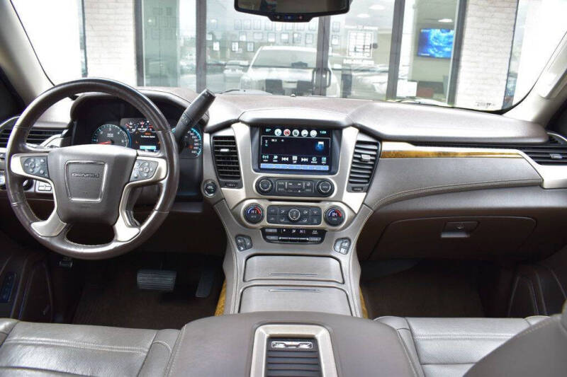 2017 GMC Yukon Denali