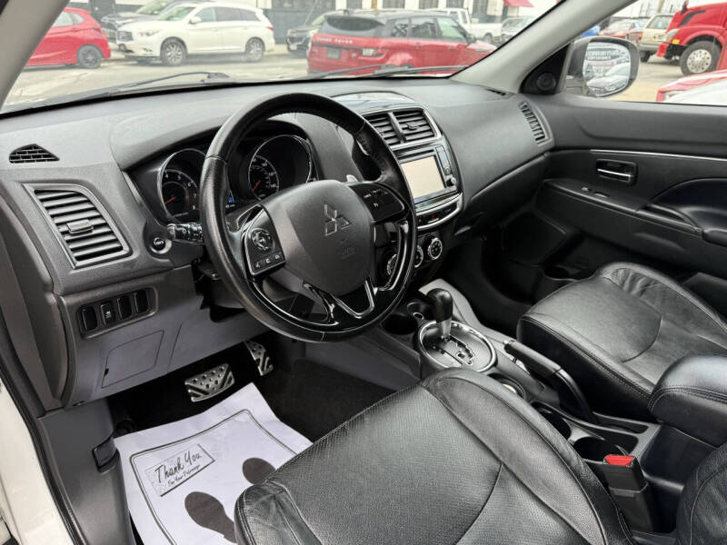 2017 Mitsubishi Outlander Sport 2.4 SEL