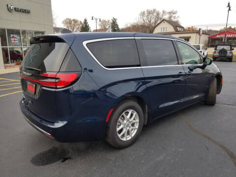 2024 Chrysler Pacifica Touring L
