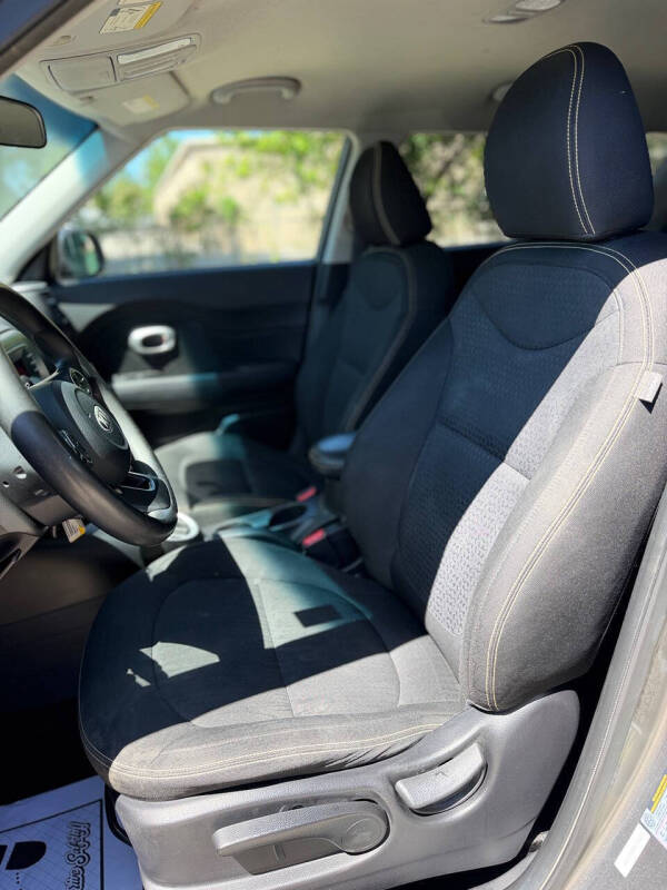 2014 Kia Soul +
