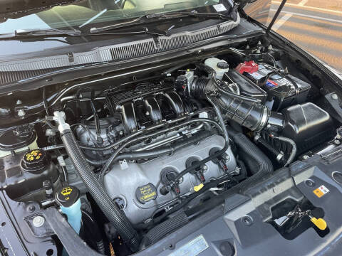 2011 Ford Taurus SEL