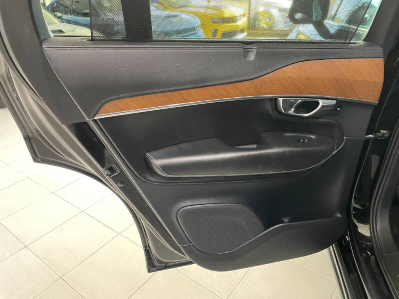 2016 Volvo XC90 T8 eAWD Inscription