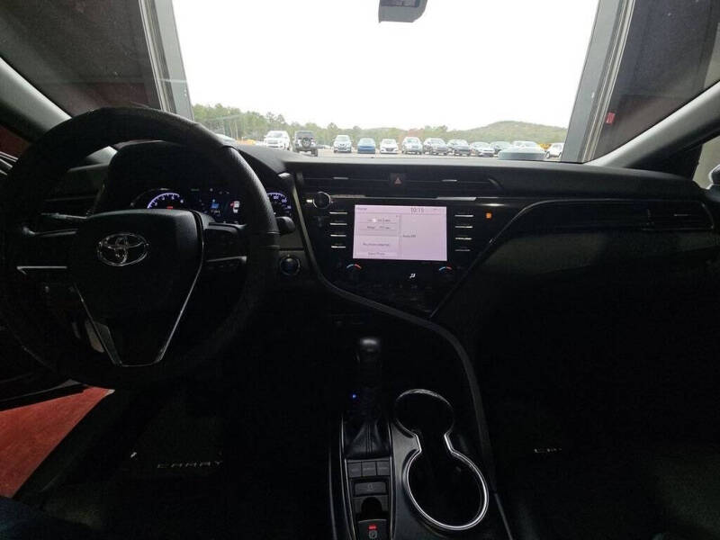 2019 Toyota Camry XLE