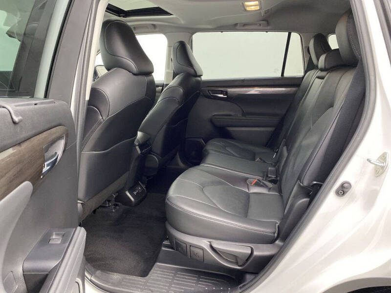 2022 Toyota Highlander Limited