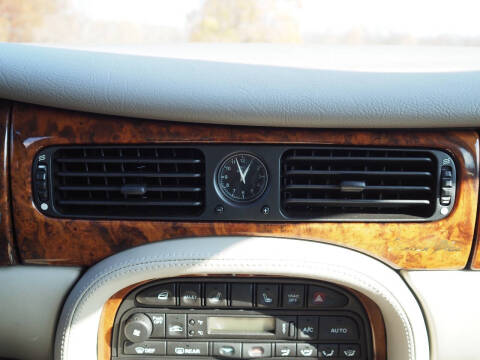 2002 Jaguar XJ-Series Vanden Plas