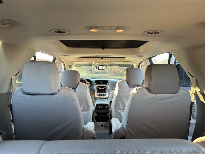 2016 GMC Acadia SLE-2