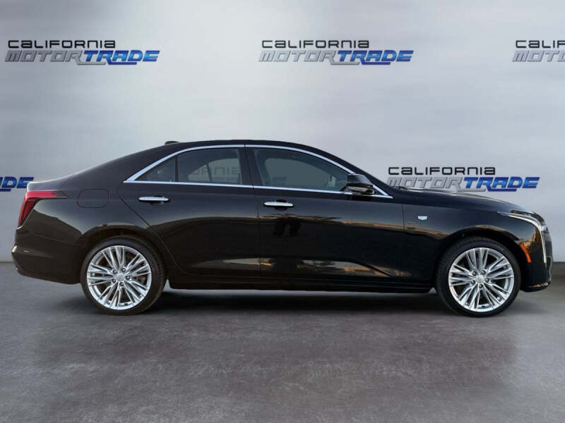 2023 Cadillac CT4 Premium Luxury