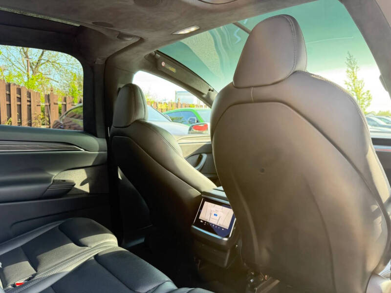 2023 Tesla Model X Standard Range
