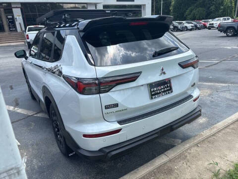 2025 Mitsubishi Outlander SE