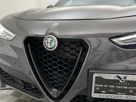 2022 Alfa Romeo Stelvio Veloce