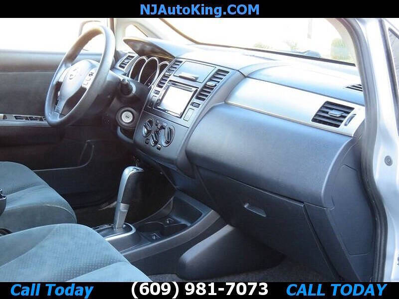 2011 Nissan Versa 1.8 S