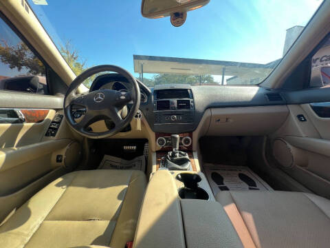 2010 Mercedes-Benz C-Class C 300 Luxury