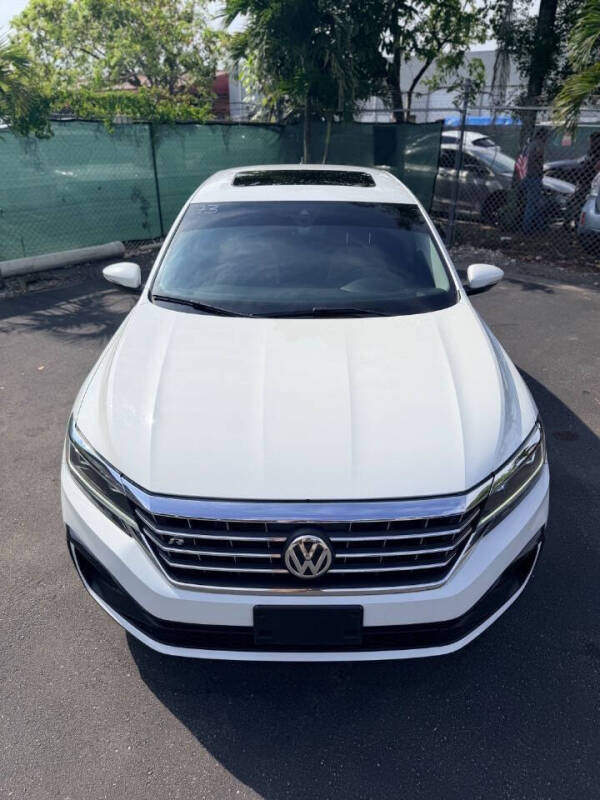 2020 Volkswagen Passat R-Line