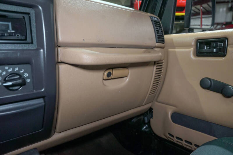 2002 Jeep Wrangler Sahara
