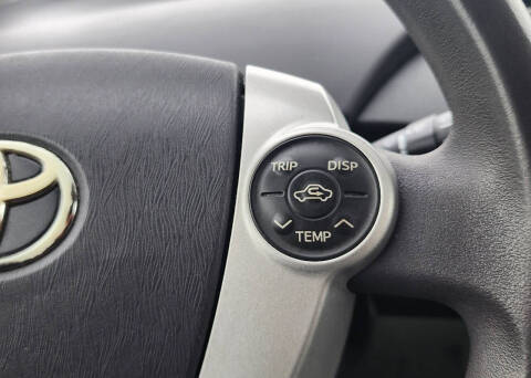 2010 Toyota Prius III