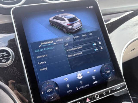 2025 Mercedes-Benz GLC GLC 300