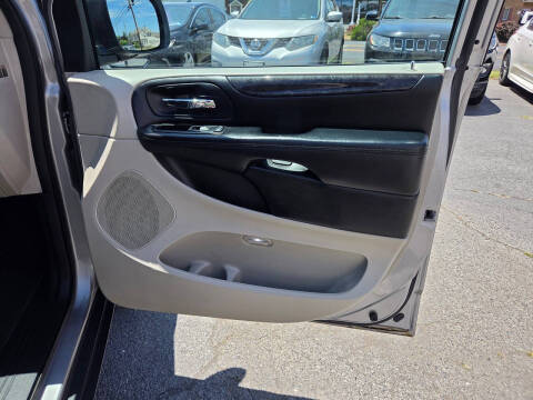 2016 Dodge Grand Caravan American Value Package