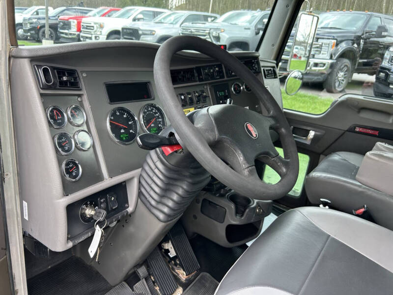 2013 Kenworth T270 Dump Truck
