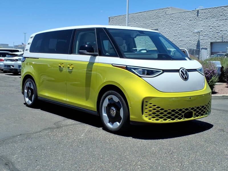 2025 Volkswagen ID. Buzz Pro S Plus 4Motion