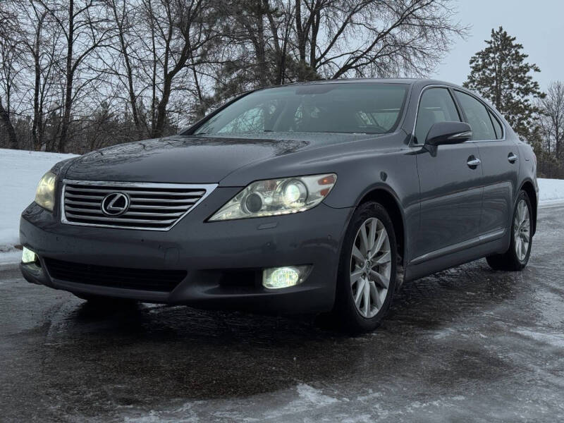 2012 Lexus LS Base's photo