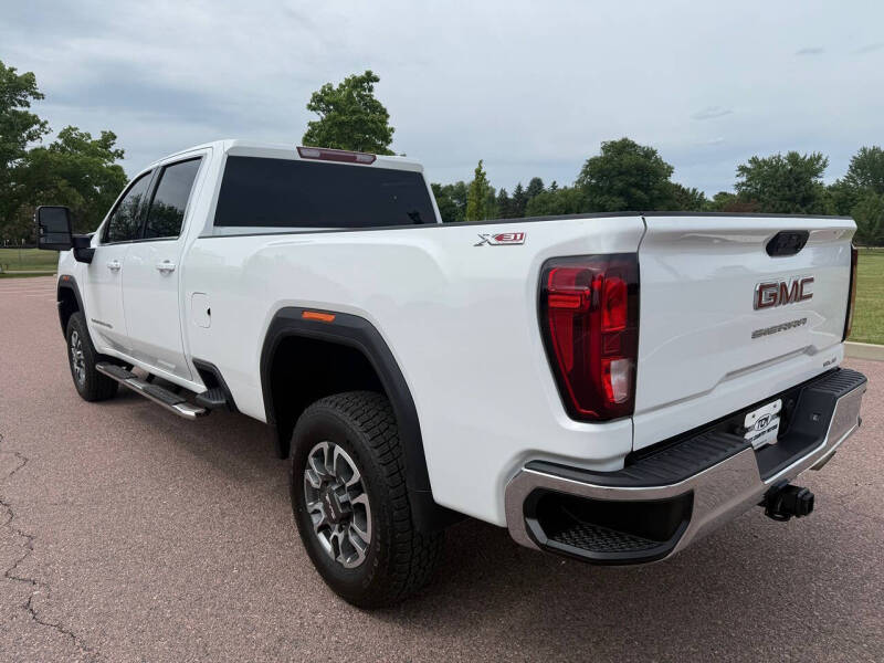 2025 GMC Sierra 3500HD SLE
