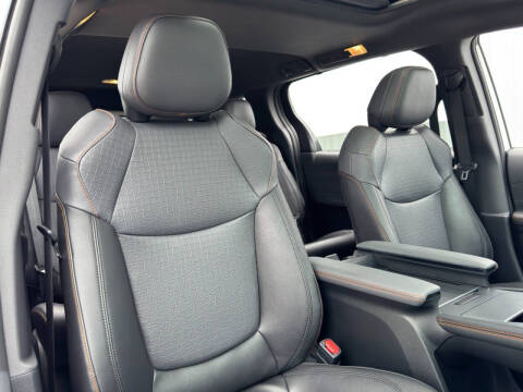 2024 Toyota Sienna XSE 7-Passenger