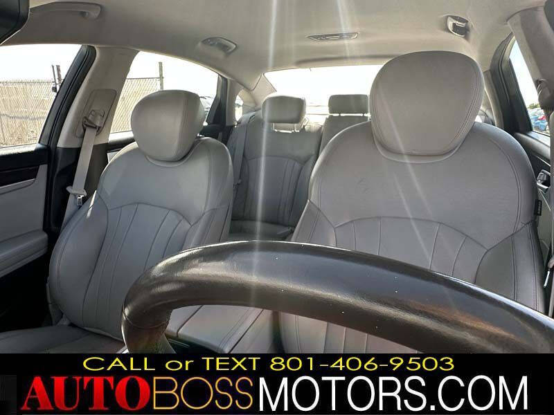 2016 Hyundai Genesis