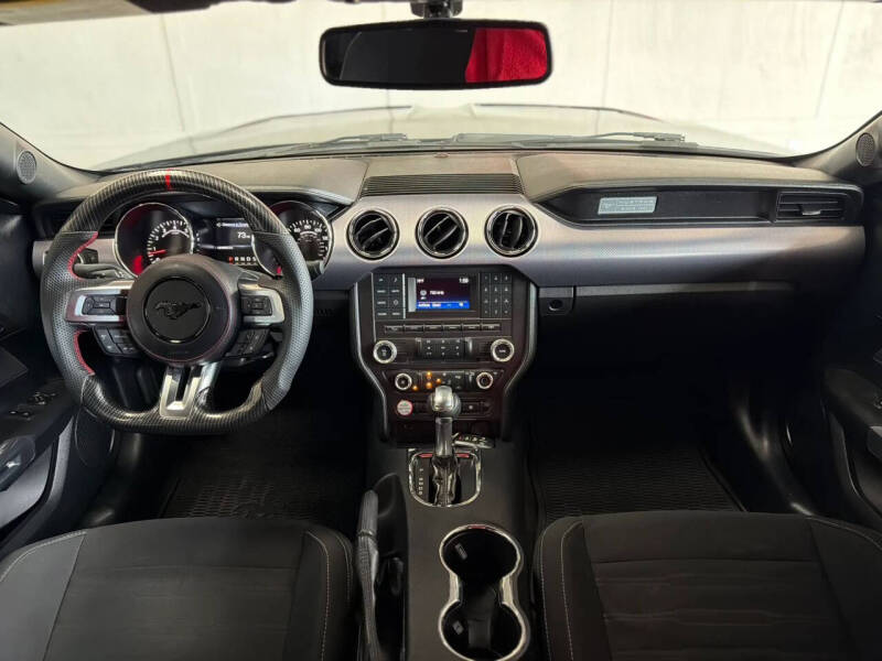 2017 Ford Mustang