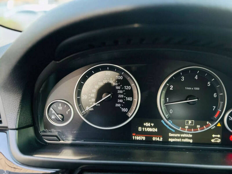 2016 BMW 5 Series 528i
