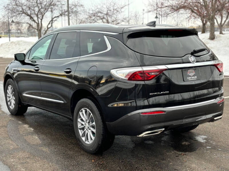 2024 Buick Enclave Essence