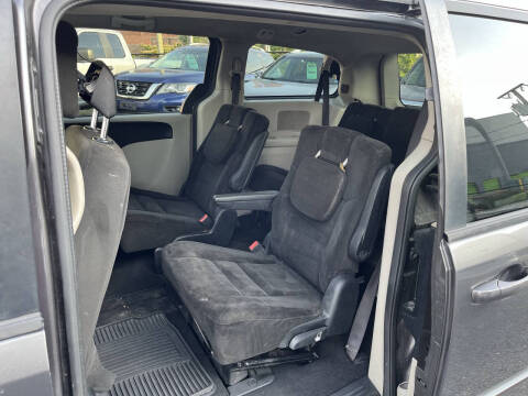 2016 Dodge Grand Caravan SXT Plus